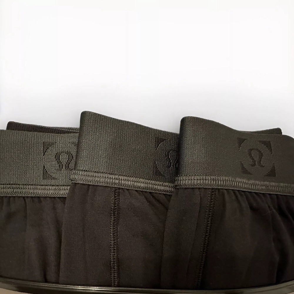 Lululemon Always In Motion Boxer 5” inch 3 Pack Black Size Large Short